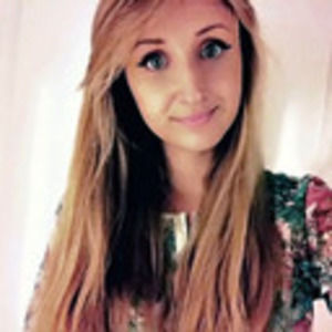 Meet your Posher, Nina